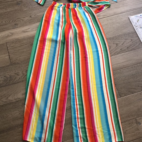 Palms Away 2 piece set. Never worn. Still with tags on. - Picture 2 of 5